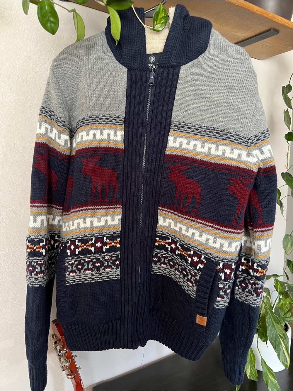 Buffalo David Bitton Sherpa lined hooded sweater men’s size large
